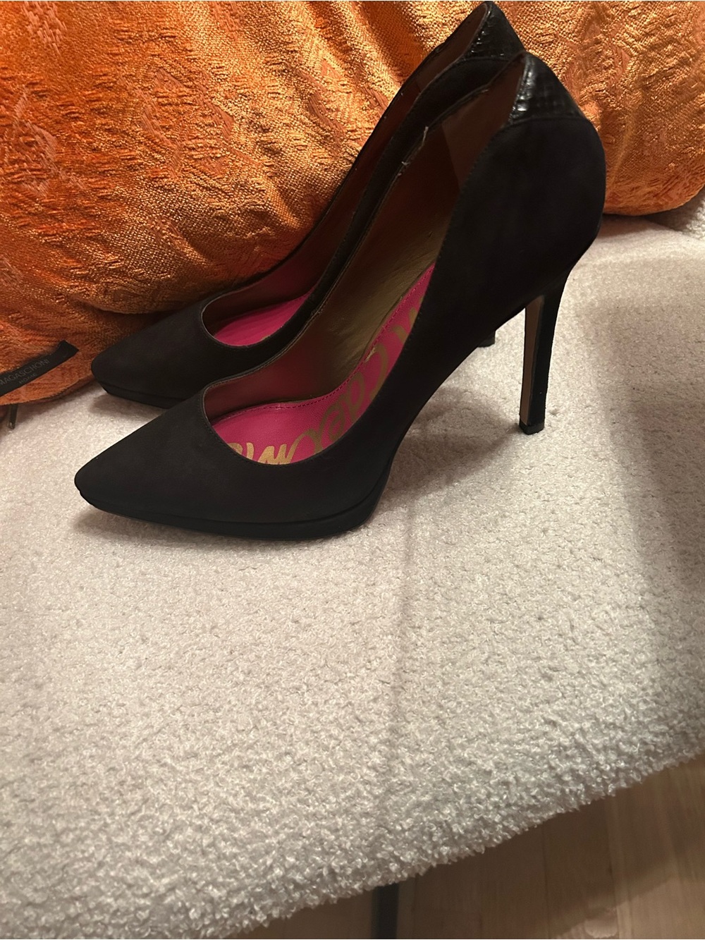 Sam Edelman Suede Classic Black Pointed-Toe Stiletto Pumps